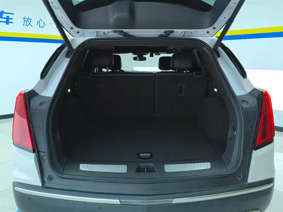 Cadillac XT5 2021 28T Luxury фото 4