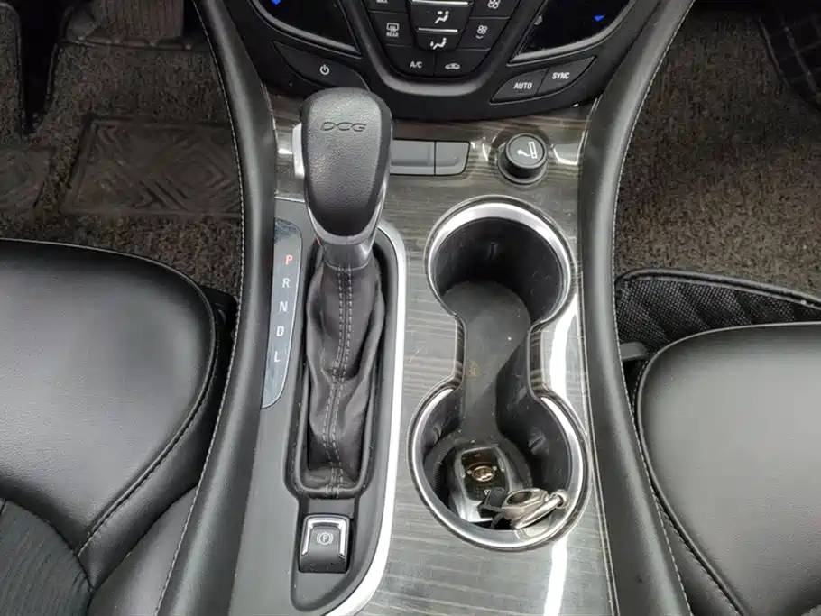 Buick Envision Plus 2021 532T FWD Leading Trim фото 16