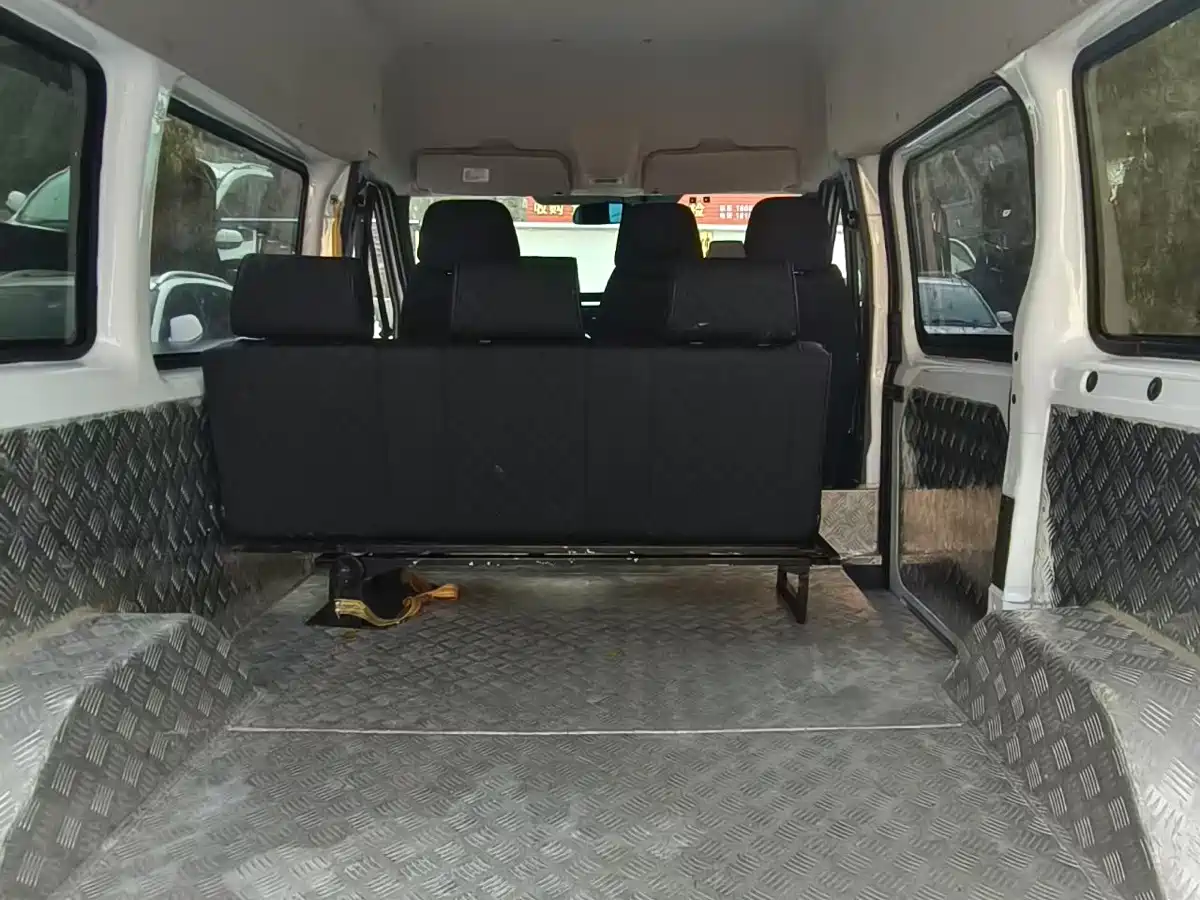 Фото 9 - Ford New Generation Transit