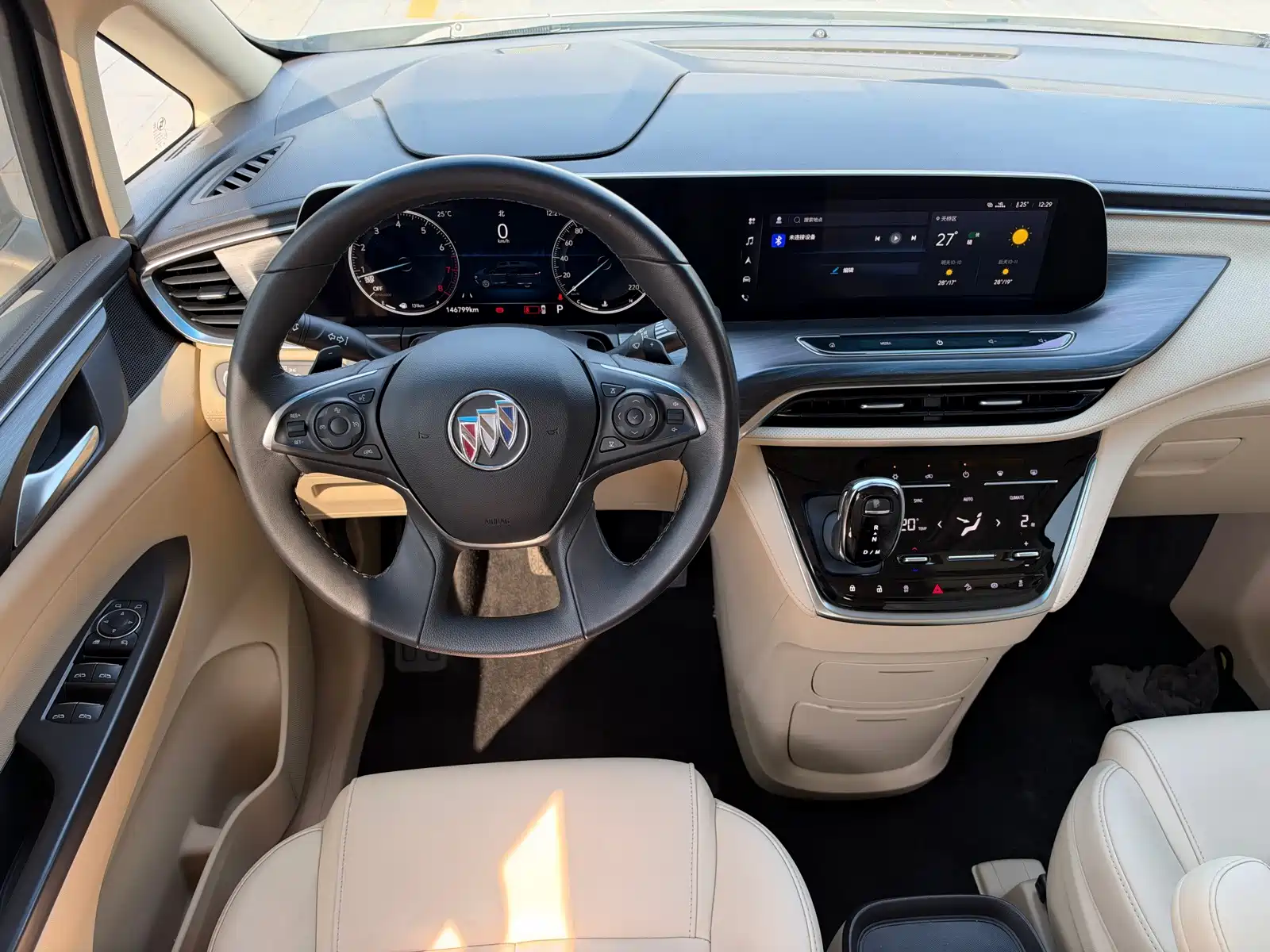 Фото 17 - Buick GL8