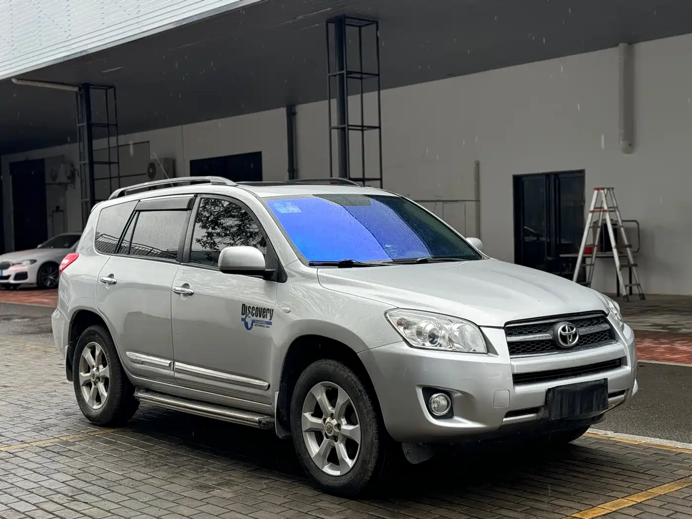 Toyota RAV4 Rongfang 2011 2.0L Automatic Classic Edition фото 3