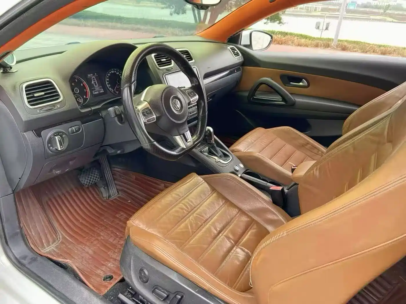 Volkswagen Scirocco 2010 2011 2.0TSI Luxury
