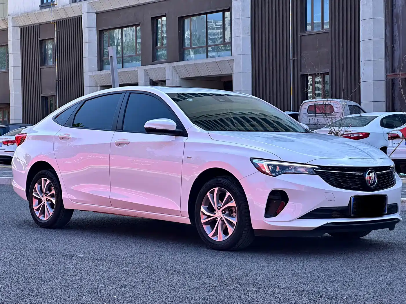 Buick Verano 2023 Pro Joy Edition фото 3