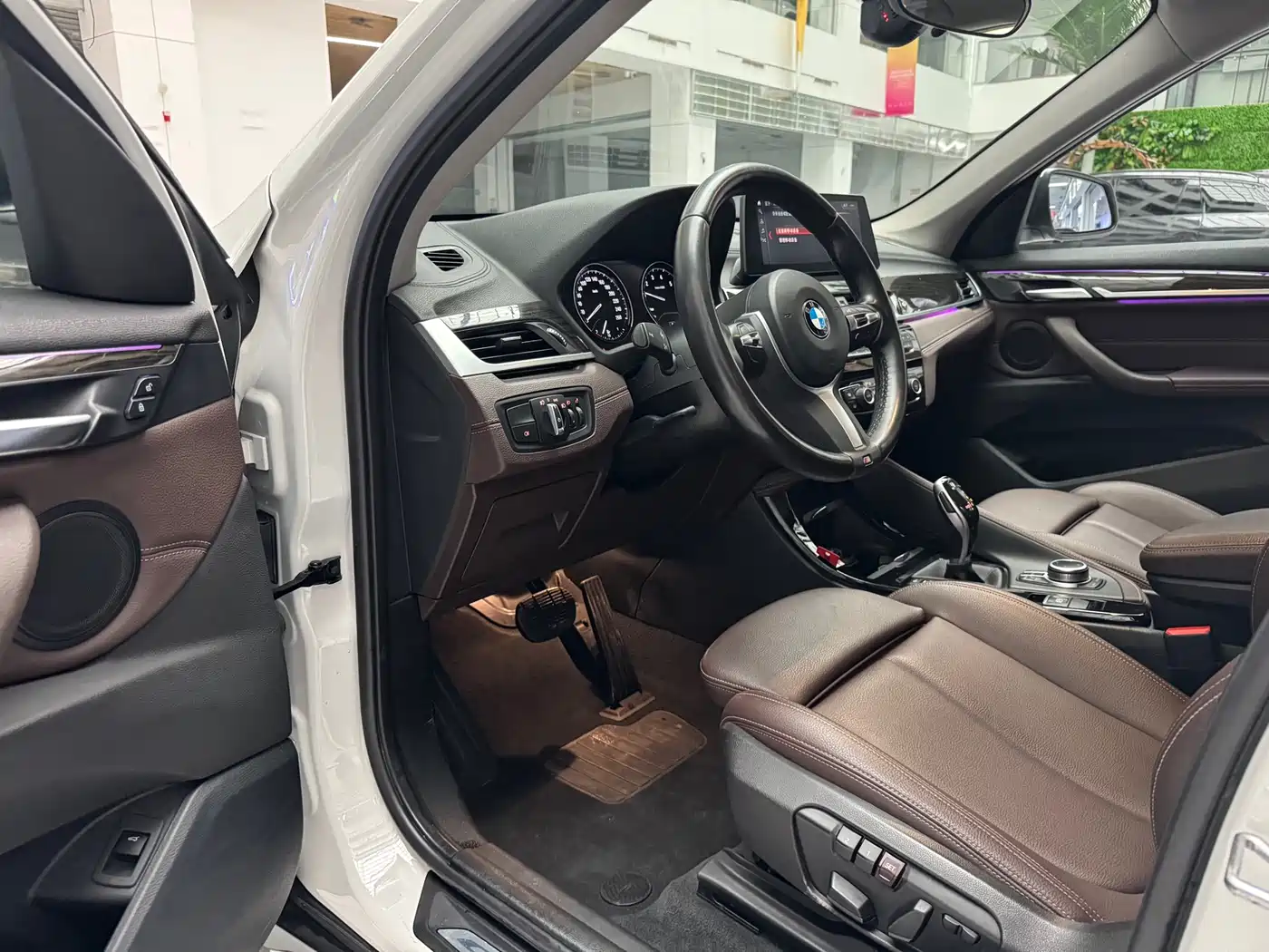 BMW X1 2020 xDrive25Li Premium Edition фото 9