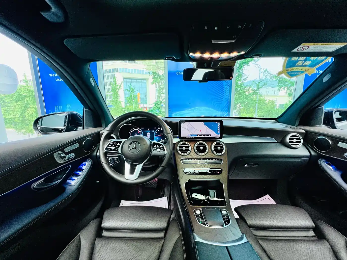 Mercedes-Benz GLC 2022 Model GLC 260 L 4MATIC Luxury Edition фото 18