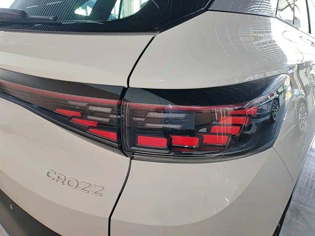 Volkswagen ID.4 CROZZ 2026 2025 Pure Enjoyment Edition