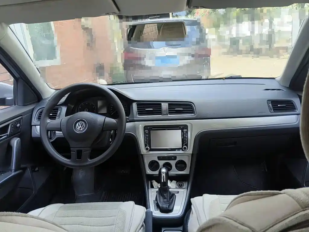 Photo 12 - Volkswagen Lavida