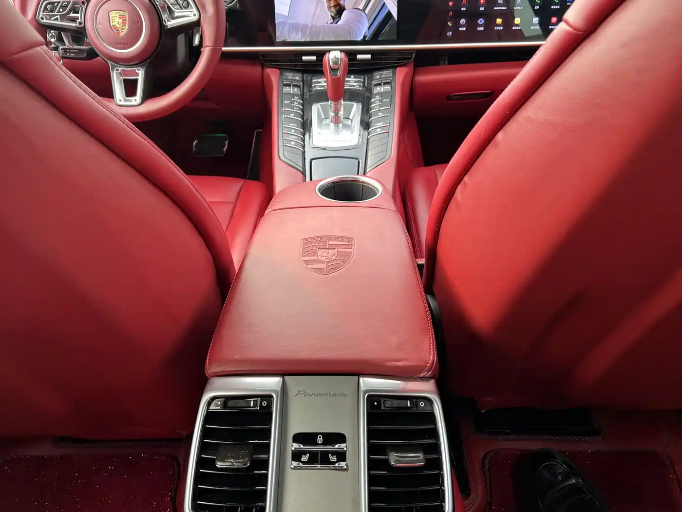 Porsche Panamera 2010 Panamera 4 3.6L фото 9