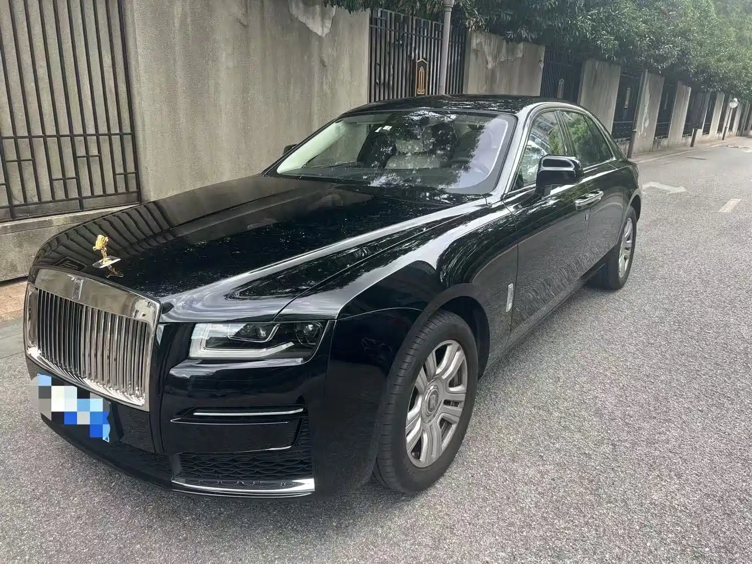Фото 1 - Rolls-Royce Ghost