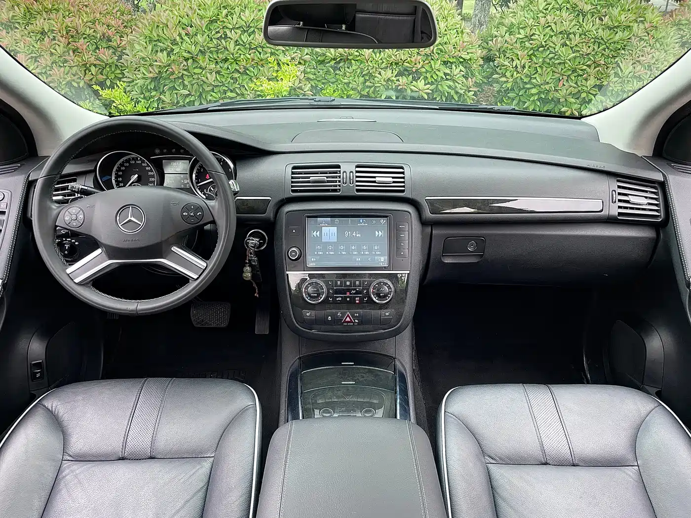 Mercedes-Benz R-Class 2017 R 320 4MATIC Business Collector's Edition фото 7