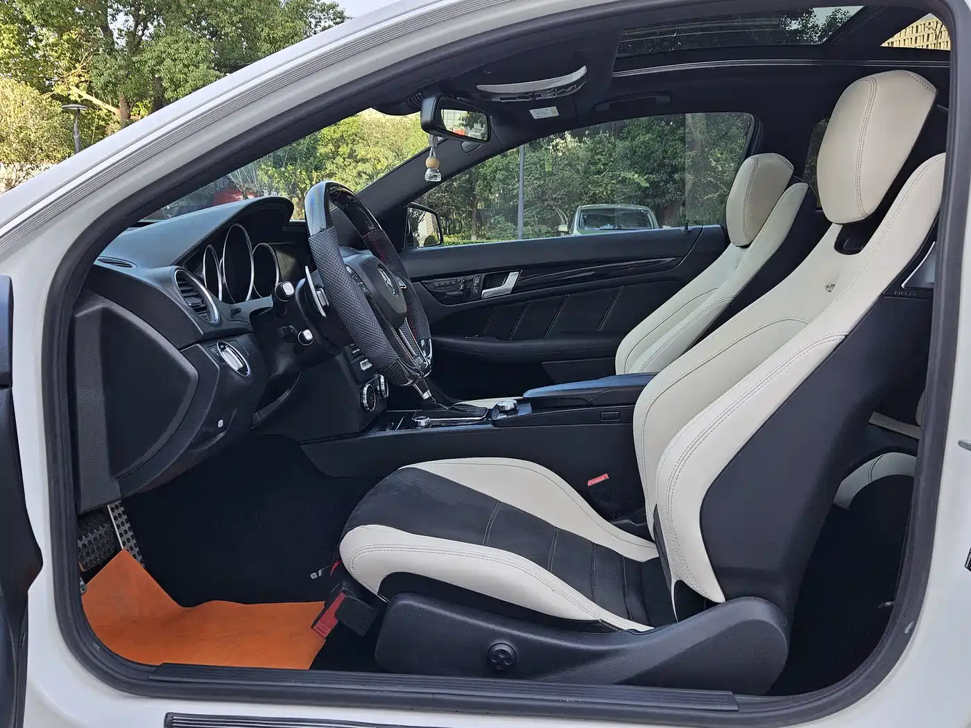 Mercedes-Benz C-Class AMG 2014 AMG C 63 Coupe Edition 507 фото 10