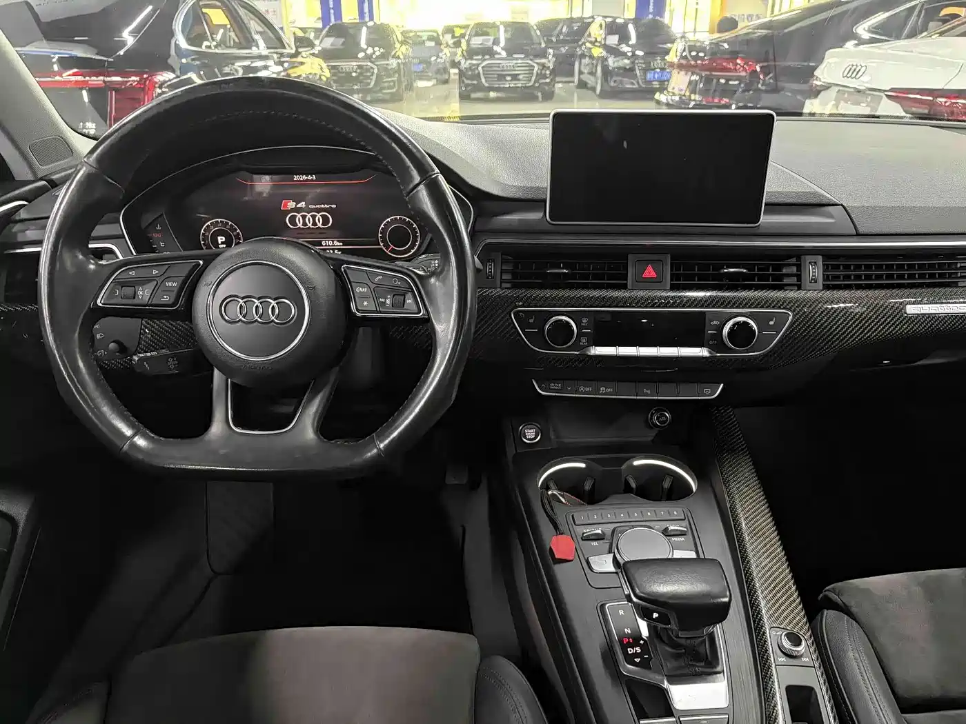 Audi A4L 2017 Model 45 TFSI quattro Sport Version фото 13