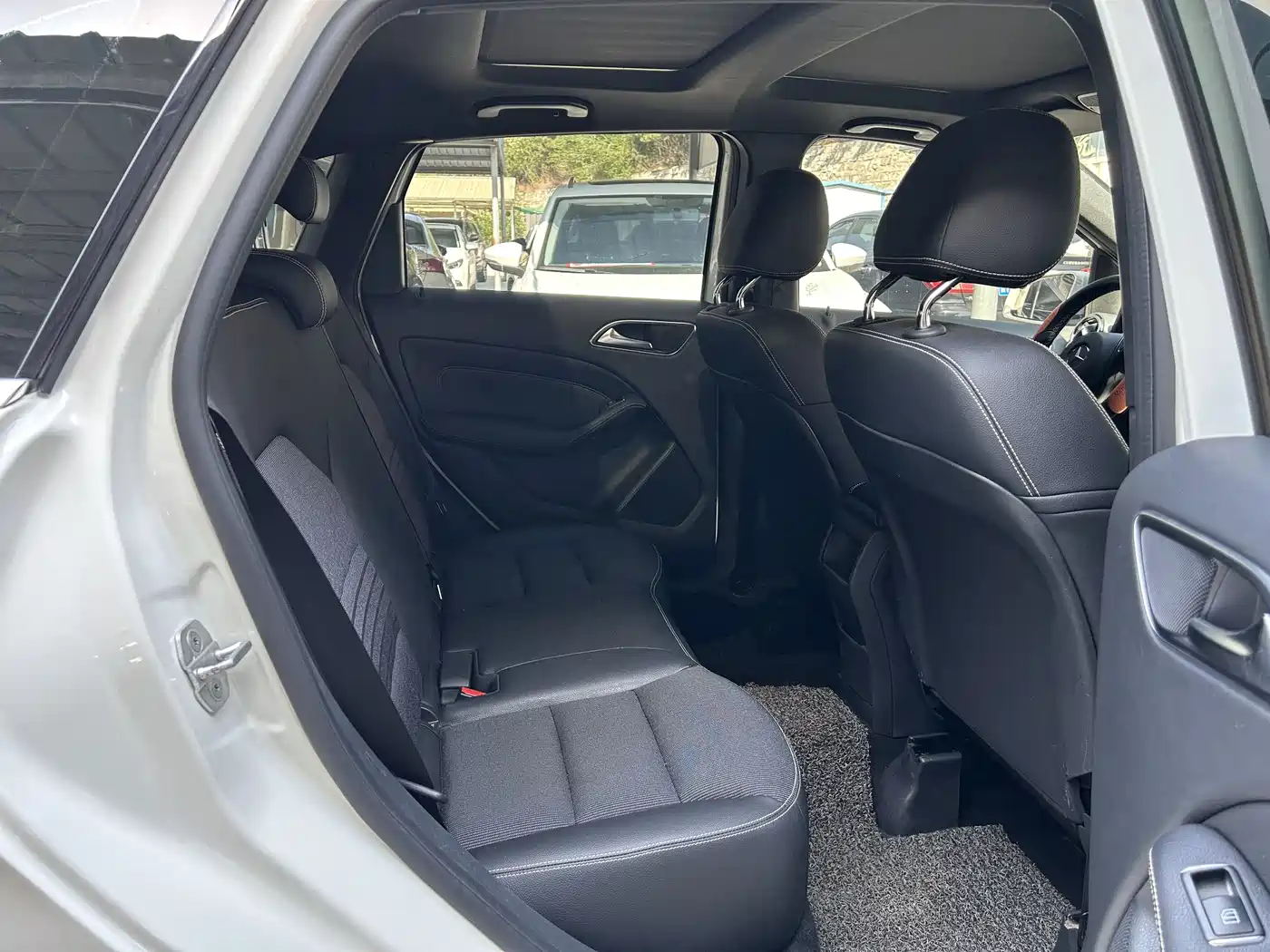 Mercedes-Benz B-Class 2015 B 200 Dynamic фото 5