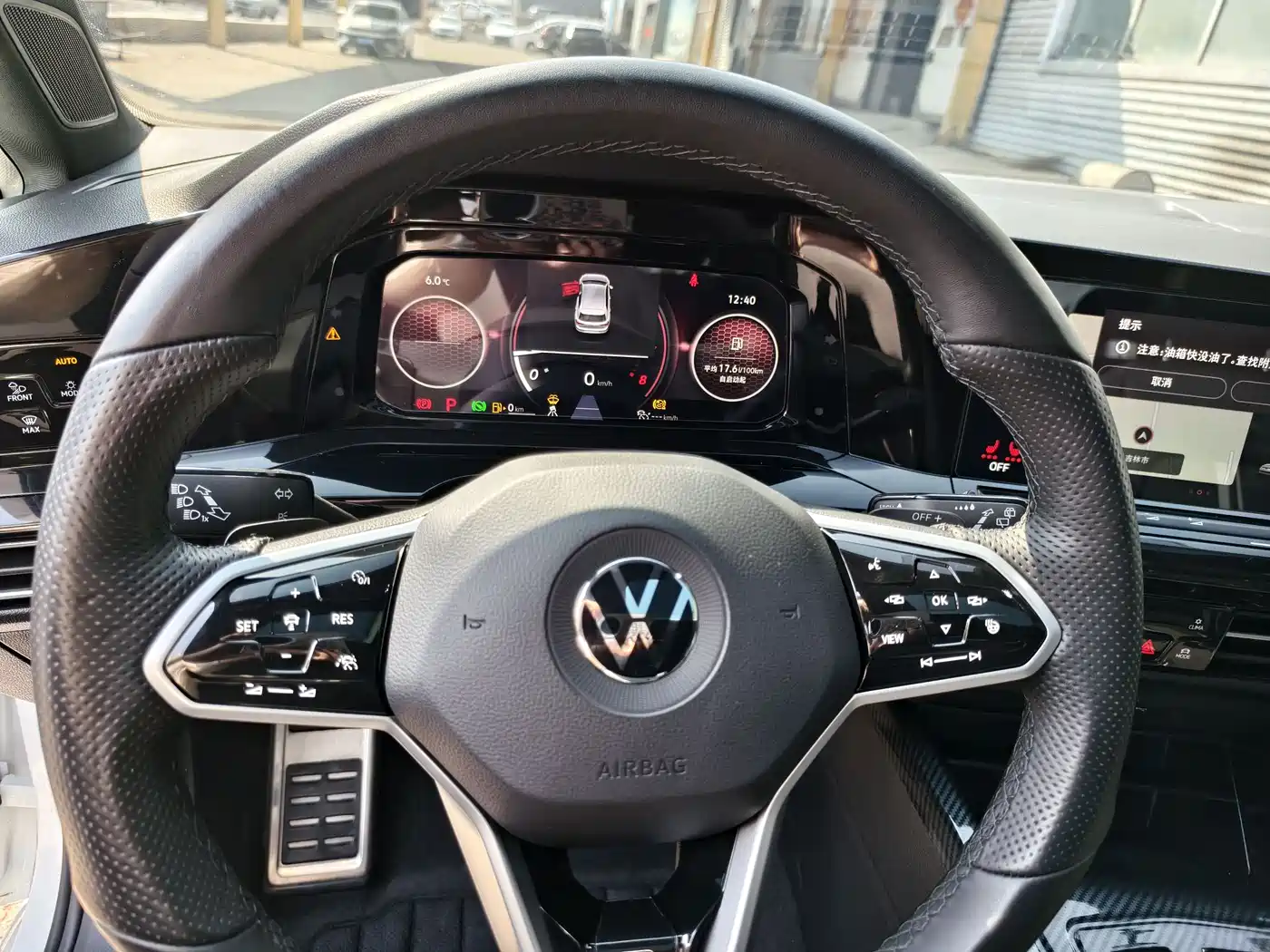 Volkswagen Golf 2023 Model 280TSI DSG R-Line фото 12