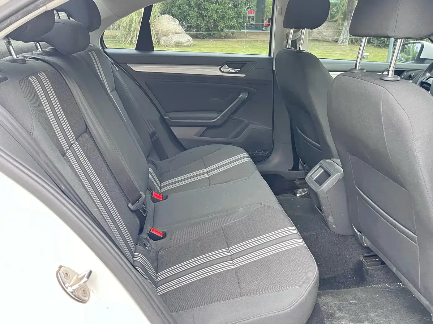 Volkswagen Lamando 2015 230TSI Manual Style Edition фото 11
