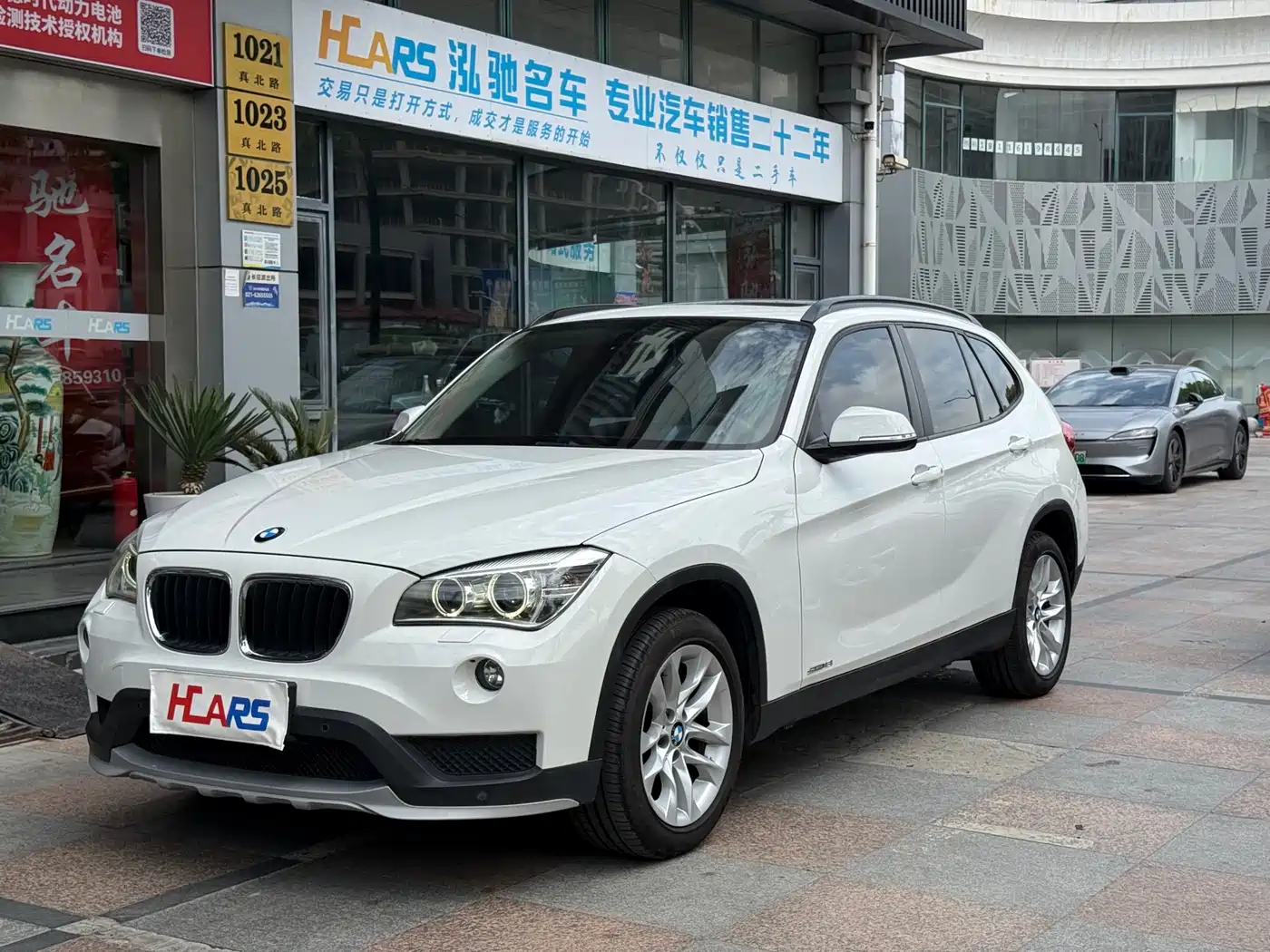 BMW X1 2014 sDrive18i Leading Edition фото 8