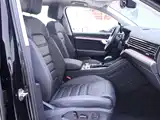 Фото 21 - Volkswagen Touareg