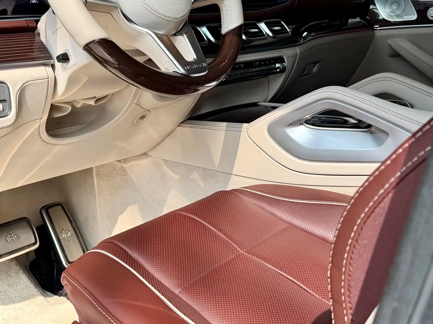 Mercedes-Benz Maybach GLS 2024 GLS 480 4MATIC фото 11