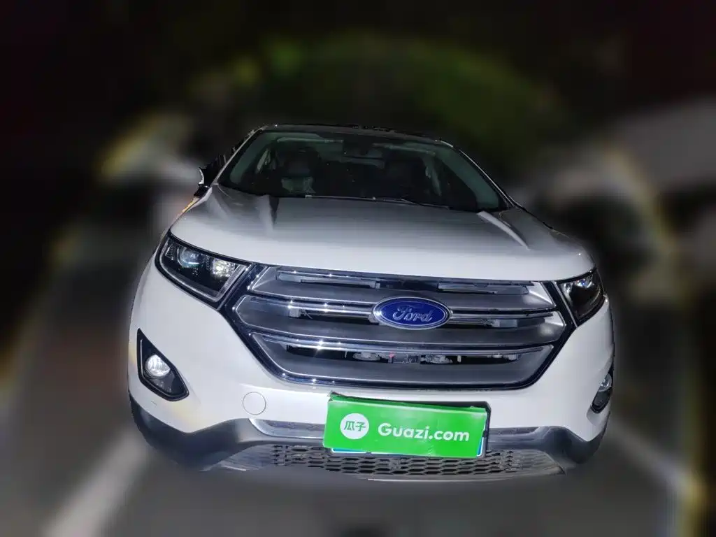 Фото 2 - Ford Edge