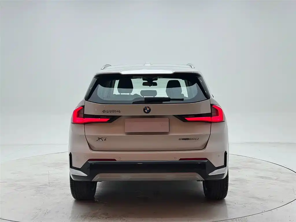 BMW X1 2023 sDrive20Li X Design Package фото 5