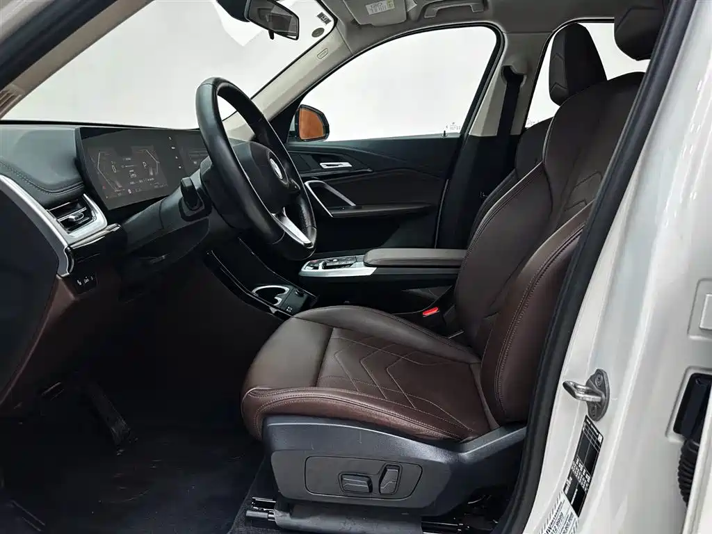 BMW X1 2023 sDrive20Li X Design Package фото 19