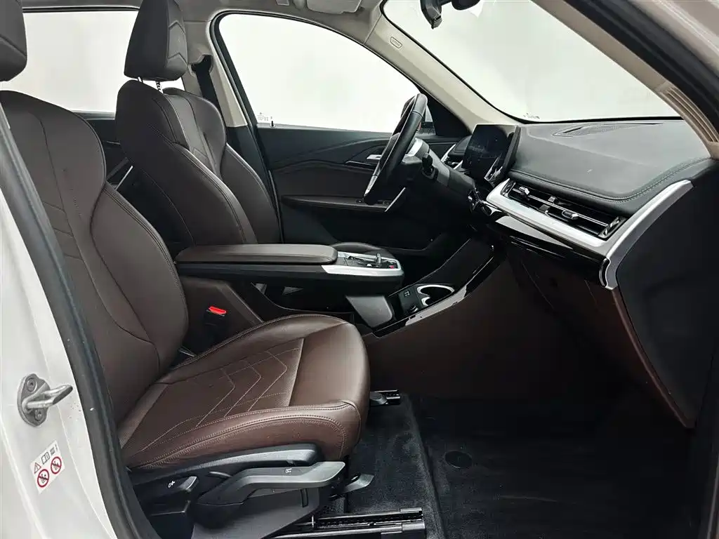 BMW X1 2023 sDrive20Li X Design Package фото 21