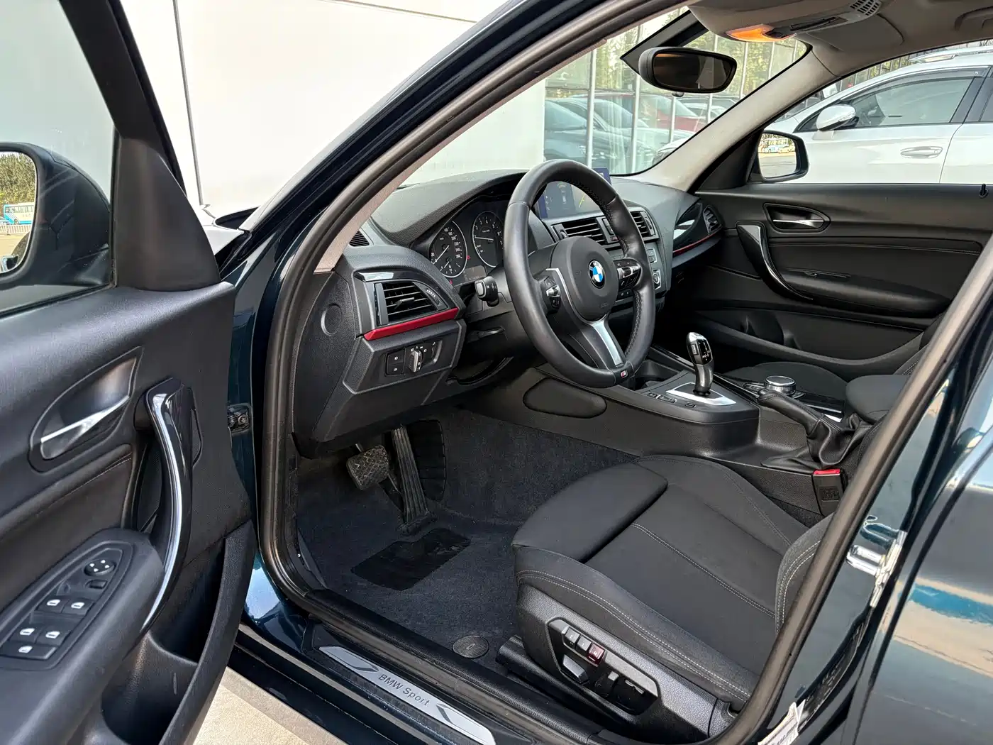BMW 1 Series (Import) 2012 118i Sport фото 7