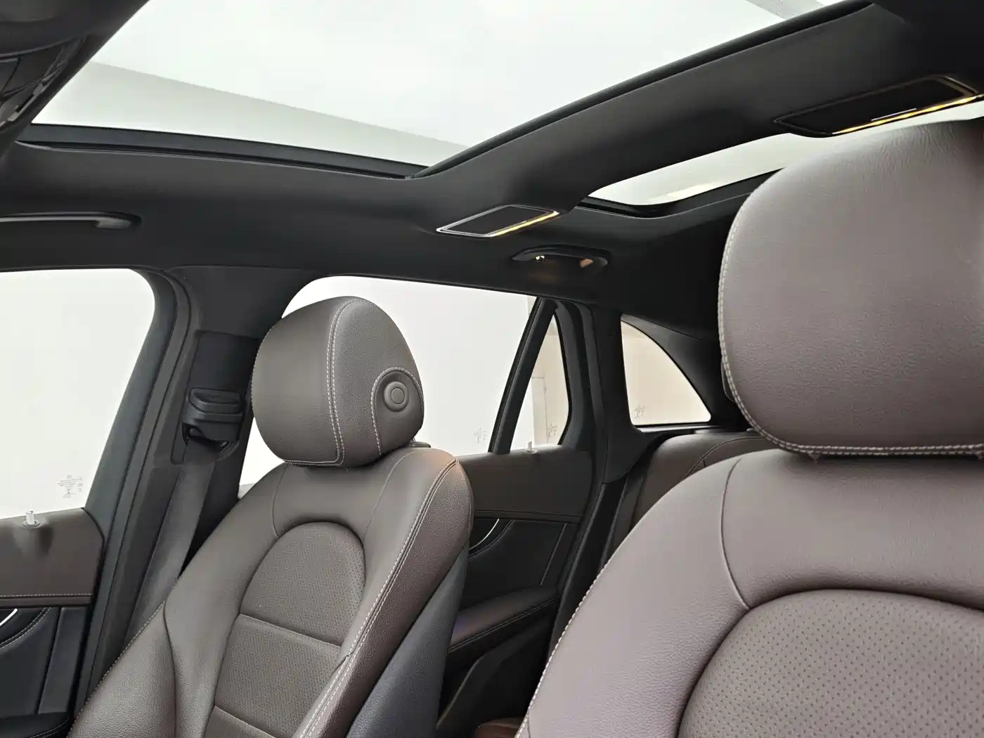 Mercedes-Benz GLC 2020 Facelift GLC 260 L 4MATIC Dynamic фото 11