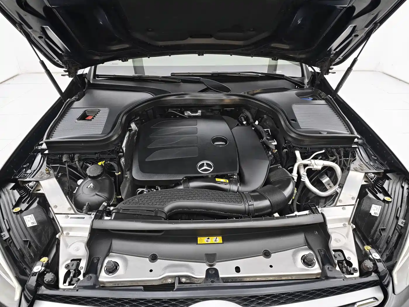 Mercedes-Benz GLC 2020 Facelift GLC 260 L 4MATIC Dynamic фото 23