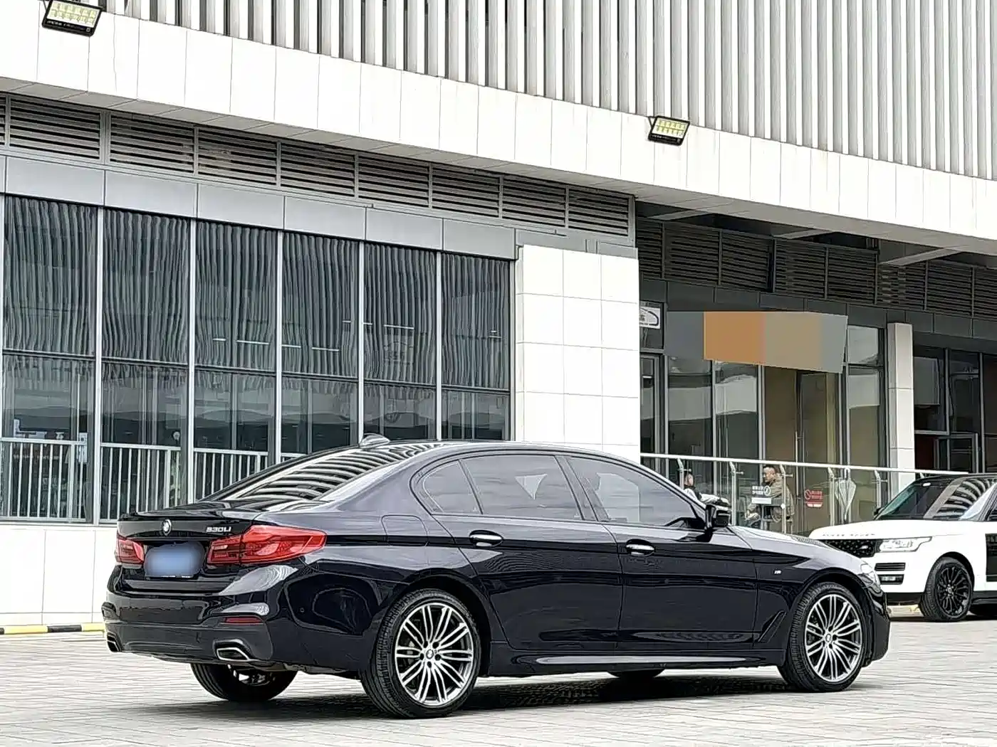 BMW 5 Series 2018 Facelift 530Li Leading M Sport Package фото 7