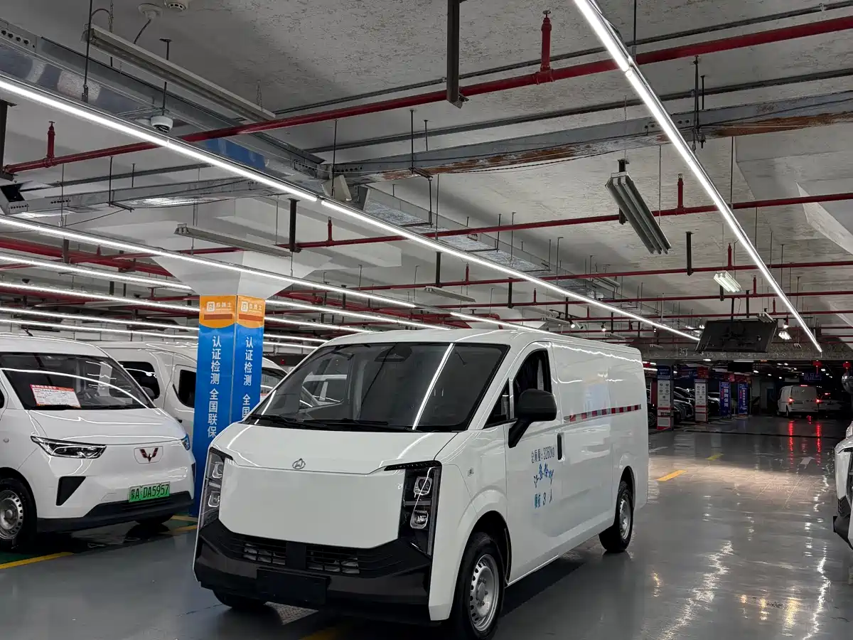 Huolala Duola Automobile Dora Bread Van 2026 Model 300KM 2C Ultra-Fast Charge Version All-Round Edition EVE Battery