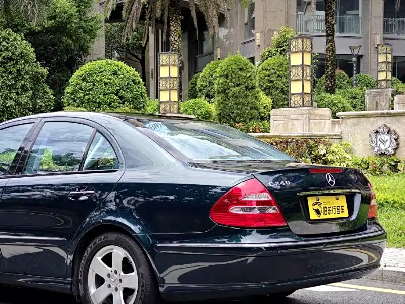 Mercedes-Benz E-Class (Import) 2004 E 240 фото 16