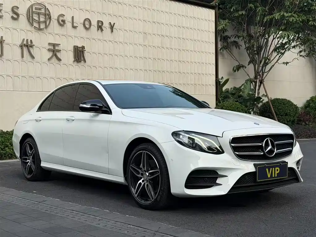 Mercedes-Benz E-Class 2017 E 200 Sport 4MATIC фото 18