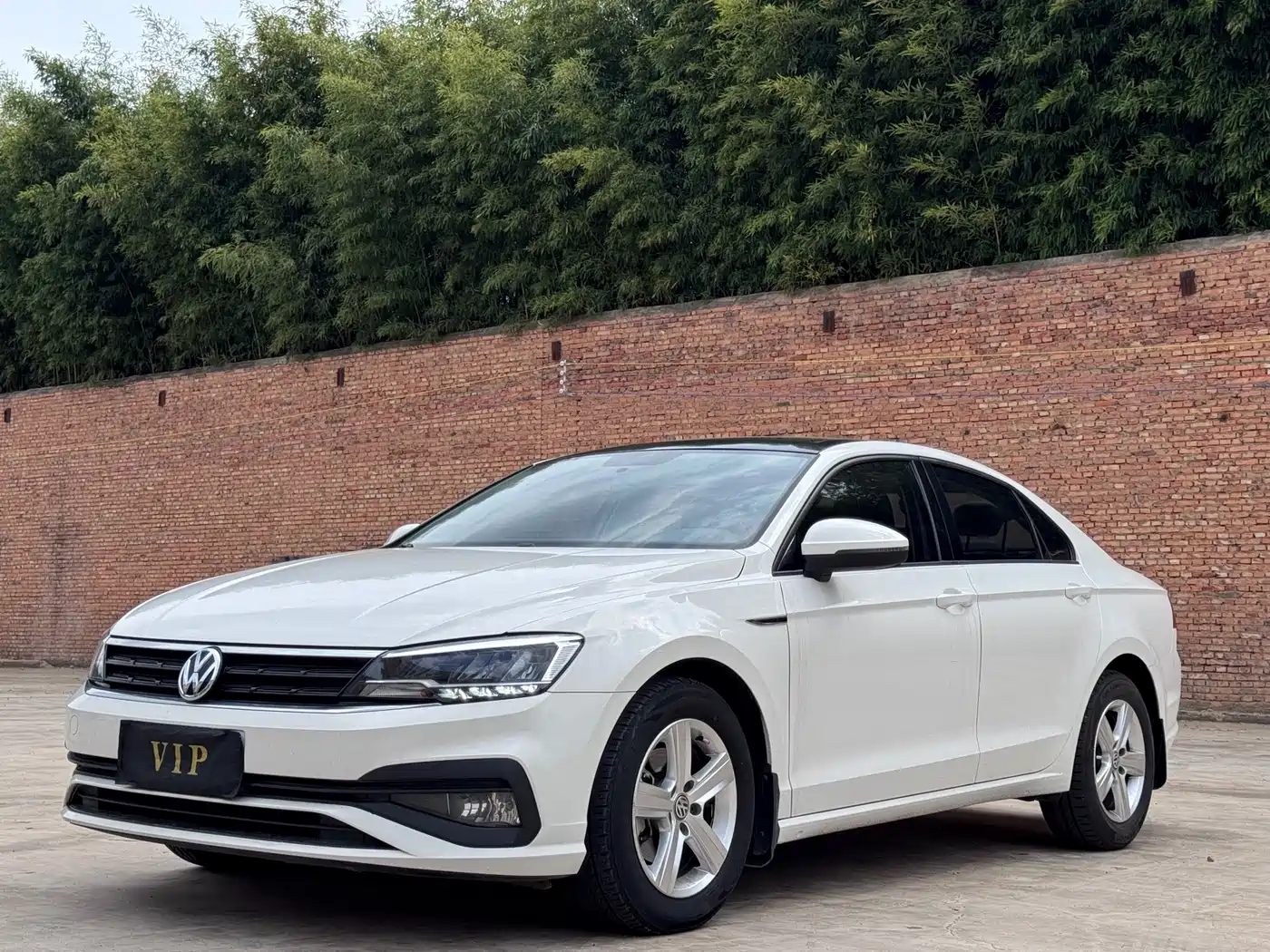 Volkswagen Lamando 2021 230TSI DSG Fashion Edition