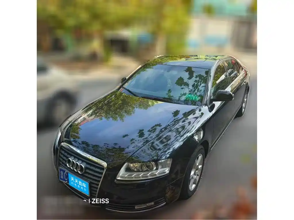 Фото 1 - Audi A6L