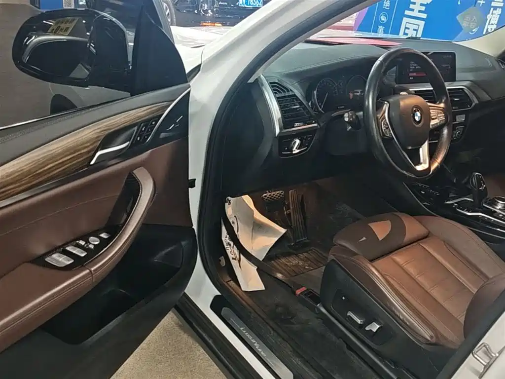 BMW X3 2019 xDrive28i Luxury Package фото 16