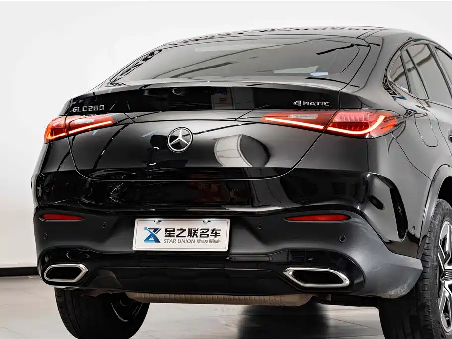 Mercedes-Benz GLC Coupe 2024 GLC 260 4MATIC Coupe SUV фото 9