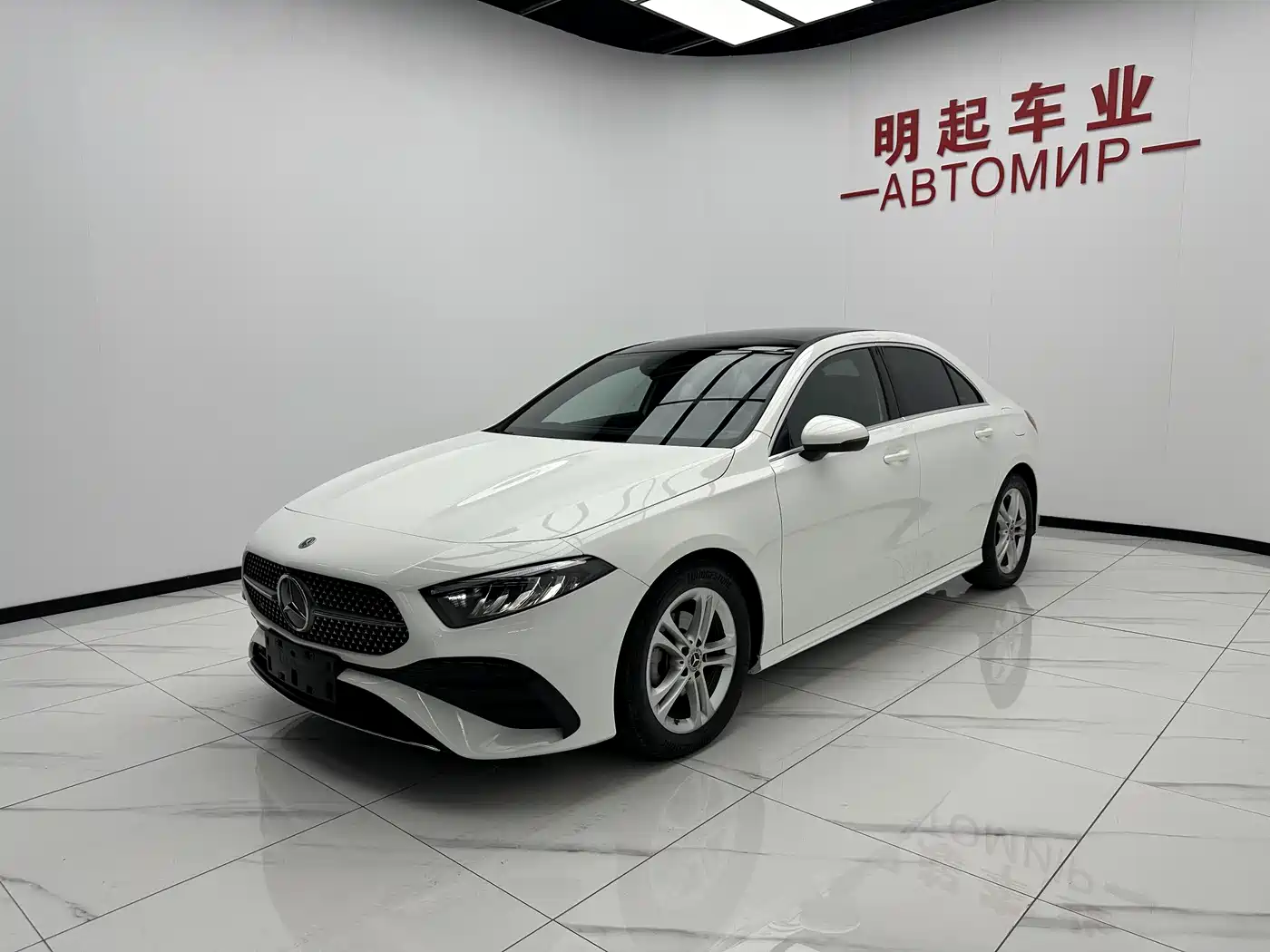 Mercedes-Benz A-Class 2023 A 180 L фото 4
