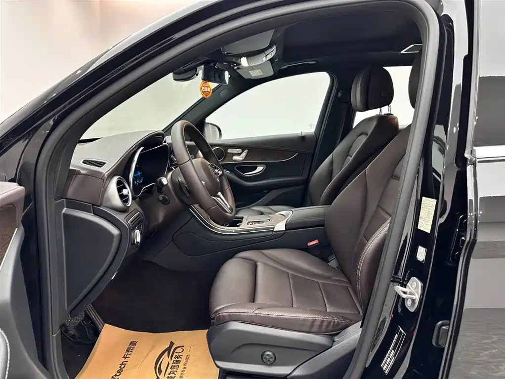 Mercedes-Benz GLC 2022 Facelift GLC 300 L 4MATIC Dynamic Collector's Edition фото 8