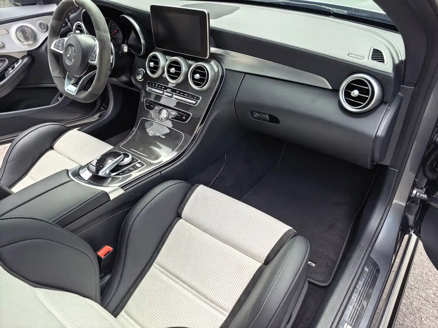Mercedes-Benz C-Class AMG 2016 AMG C 63 S Coupe фото 13