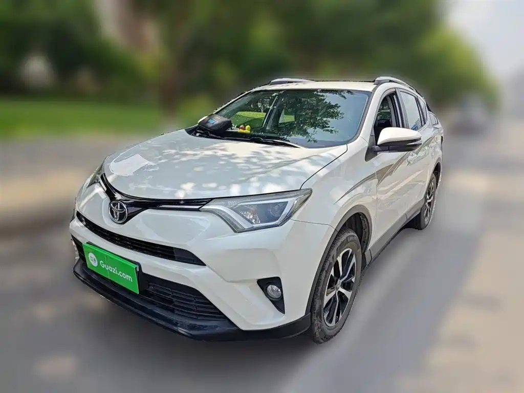 Toyota RAV4 Rongfang 2016 2.0L CVT 2WD Urban (China V) фото 2