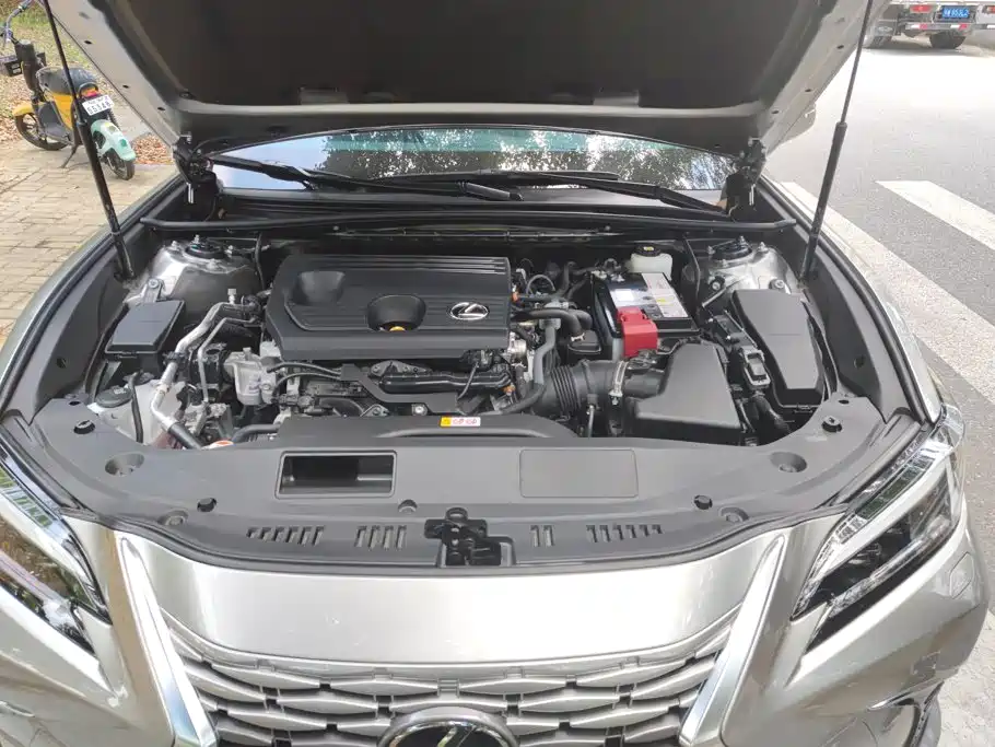 Lexus ES 2025 2025 200 Ultimate Edition