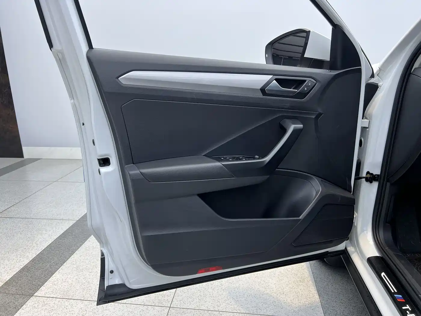 Volkswagen T-ROC 2021 280TSI DSG 2WD Comfort Connected фото 21