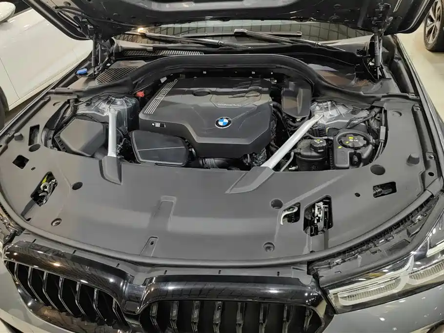 BMW 6 Series GT 2022 Model 630i M Sport Package фото 10