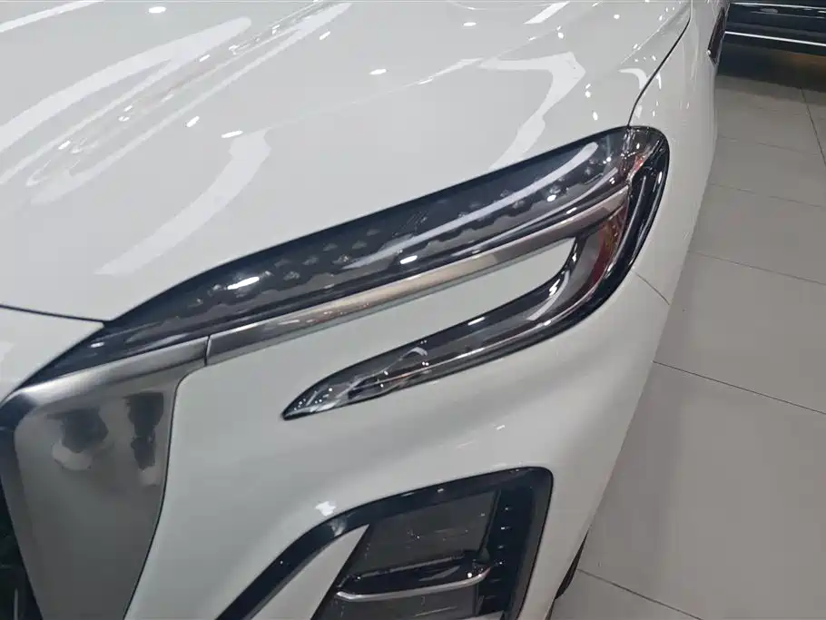 Hongqi HS3 PHEV 2024 PHEV 115km Power Edition фото 5