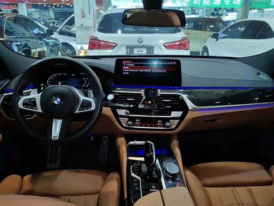 BMW 6 Series GT 2022 Model 630i M Sport Package фото 12