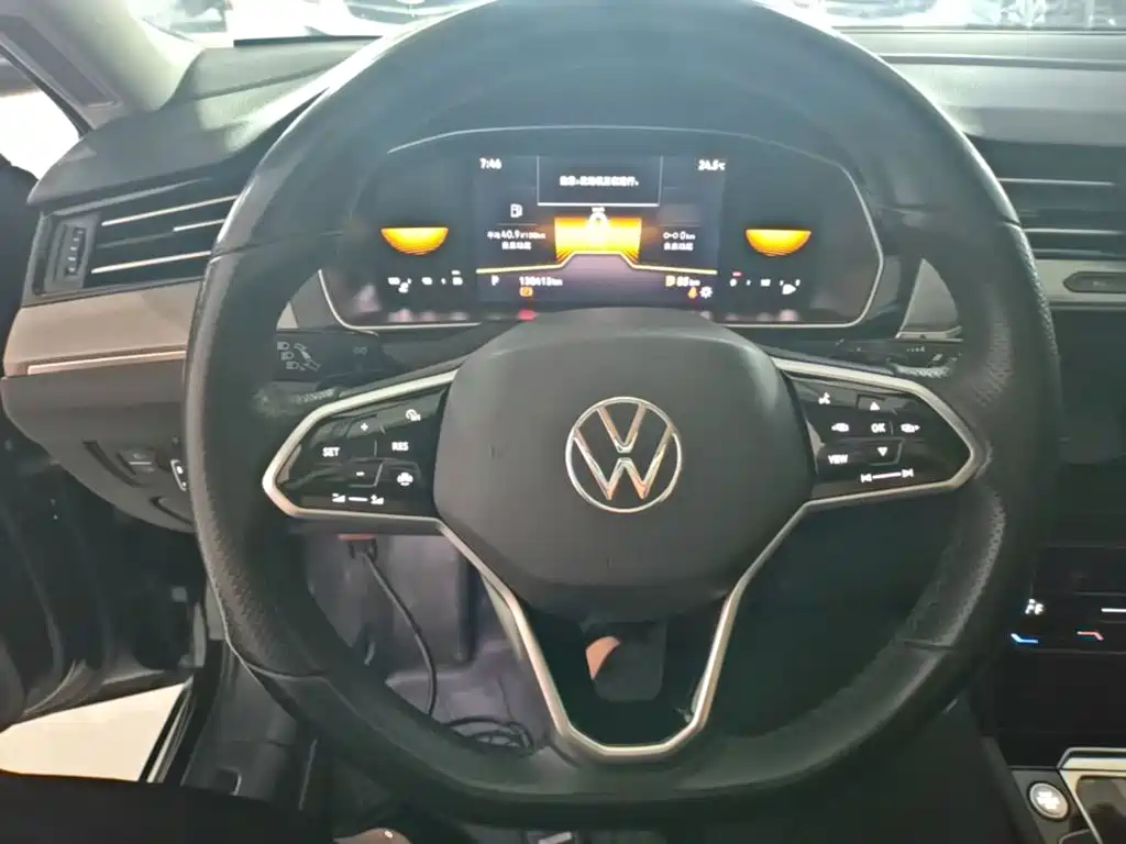 Фото 11 - Volkswagen Magotan