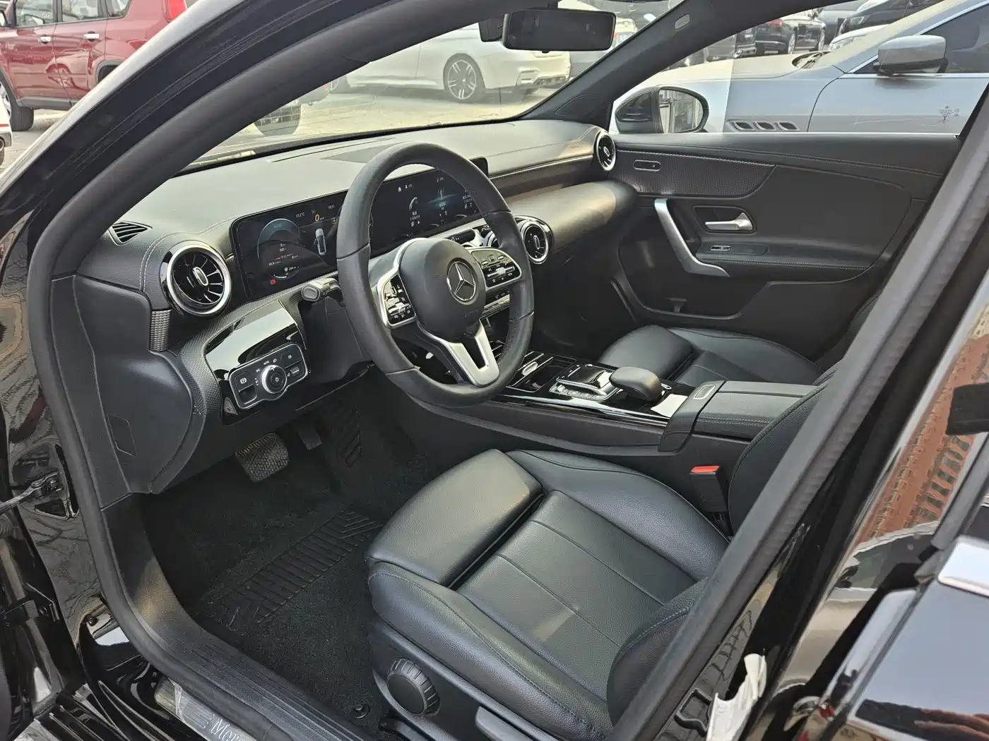 Mercedes-Benz A-Class 2020 Facelift A 200 L Sport Sedan Fashion фото 9