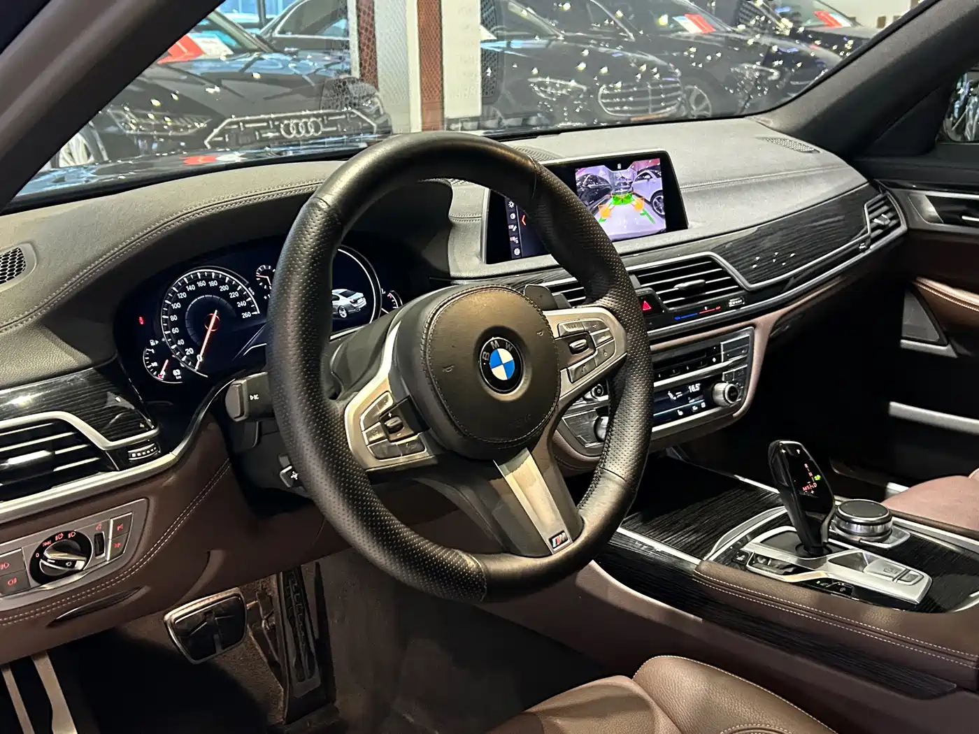BMW 7 Series 2018 730Li Leading Type M Sport Package фото 5