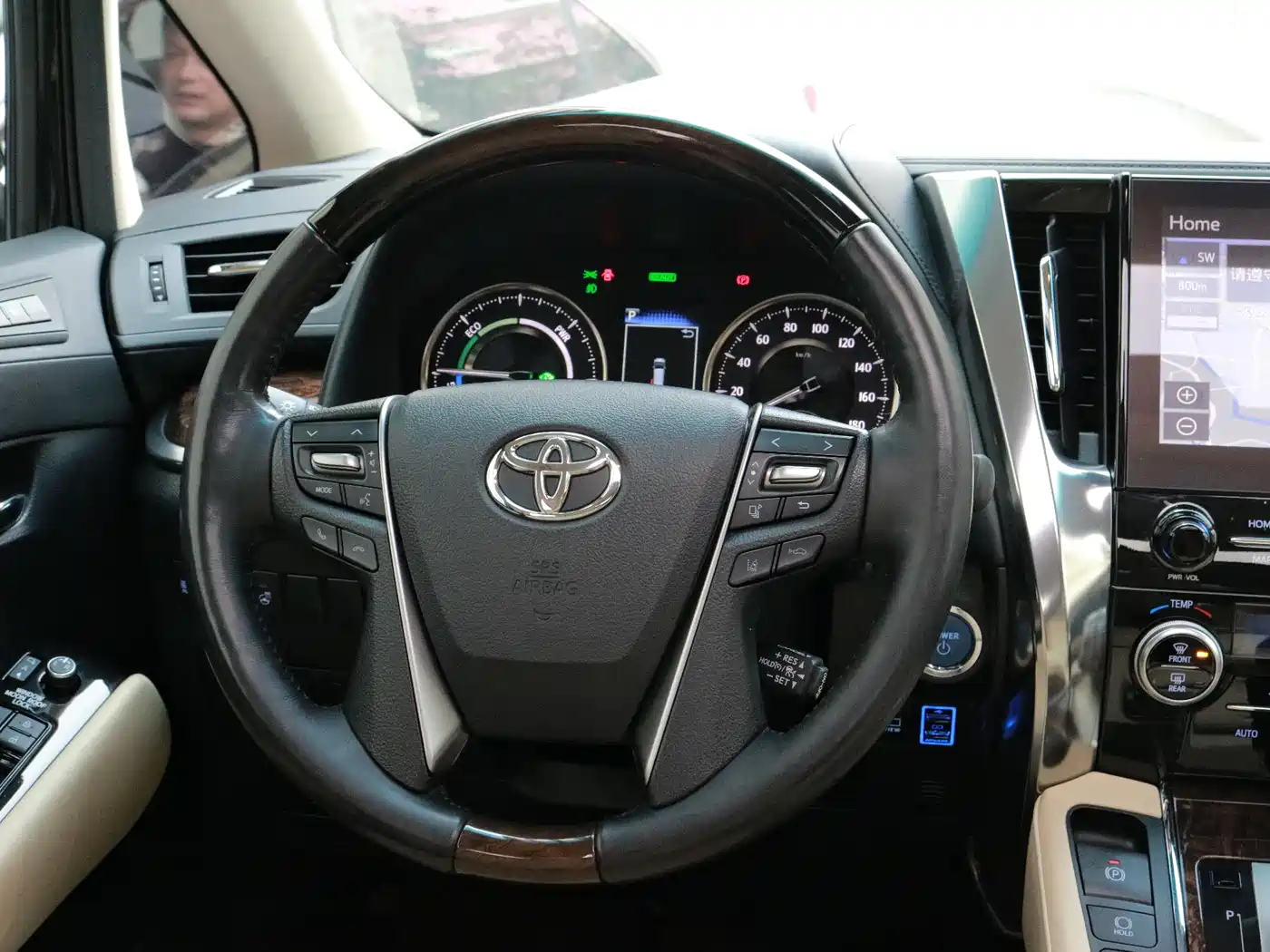Toyota Alphard 2021 Hybrid 2.5L Luxury фото 12